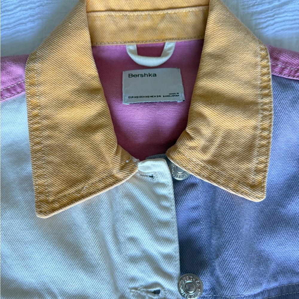 Bershka Color Block Women's Jean Jacket Cropped - Picture 3 of 9